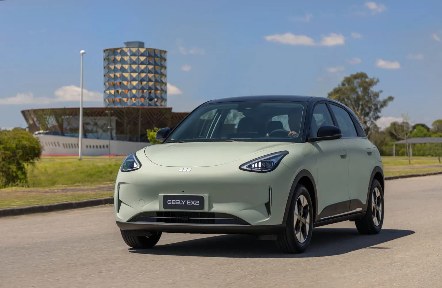 Ford จ่อขายไลน์ผลิตในสเปนให้ Geely เปิดทางรถจีนผลิตยุโรป เลี่ยงภาษี EV