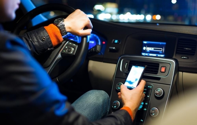 NHTSA เสนอเพิ่ม “Driving Mode” ลงในโทรศัพท์ทุกเครื่อง